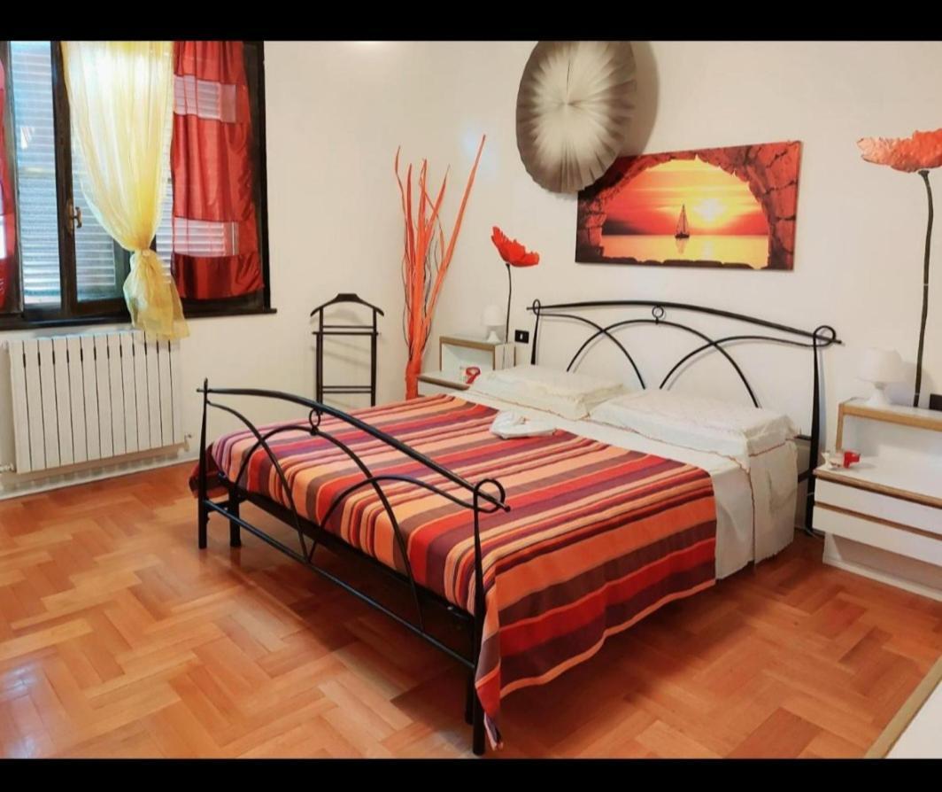 Villa Happy Days San Vincenzo Phòng bức ảnh