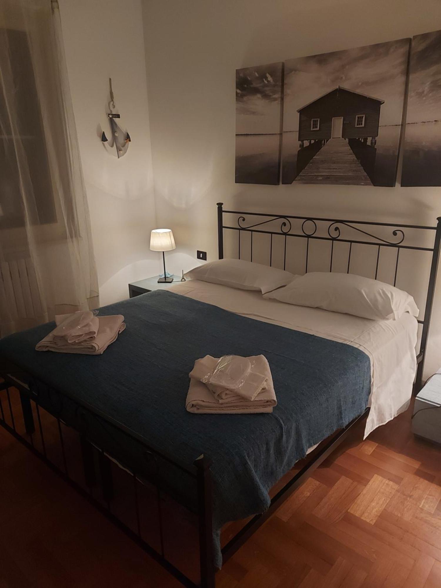 Villa Happy Days San Vincenzo Phòng bức ảnh